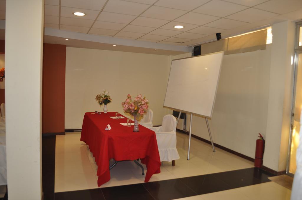 אורורו Hotel "Virgen Del Socavon" מראה חיצוני תמונה