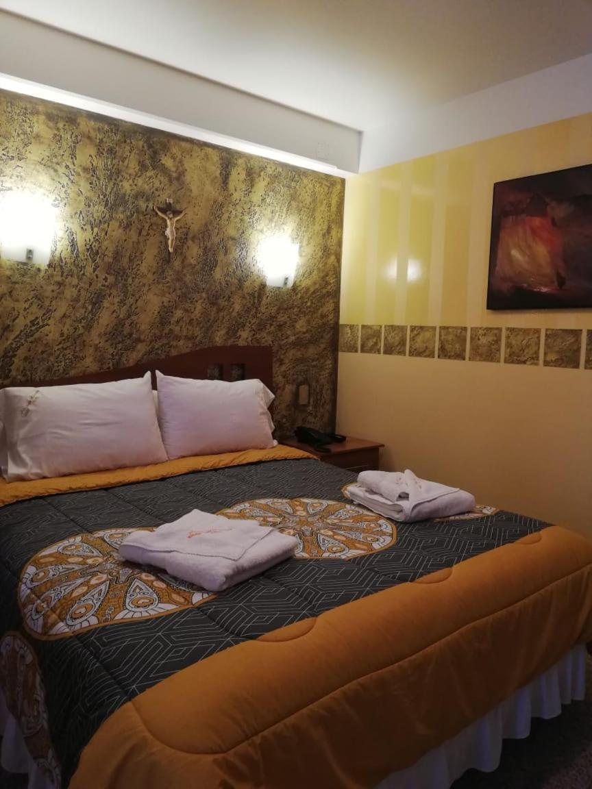 אורורו Hotel "Virgen Del Socavon" מראה חיצוני תמונה