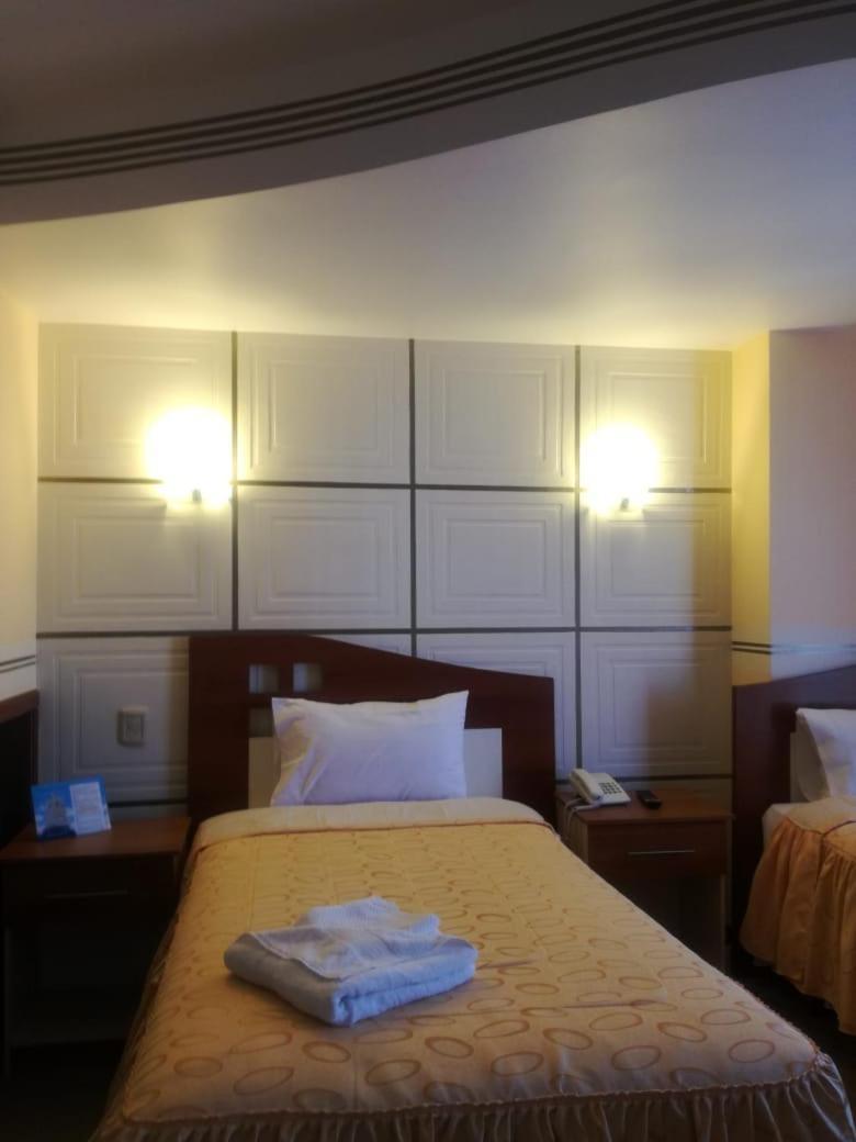 אורורו Hotel "Virgen Del Socavon" מראה חיצוני תמונה